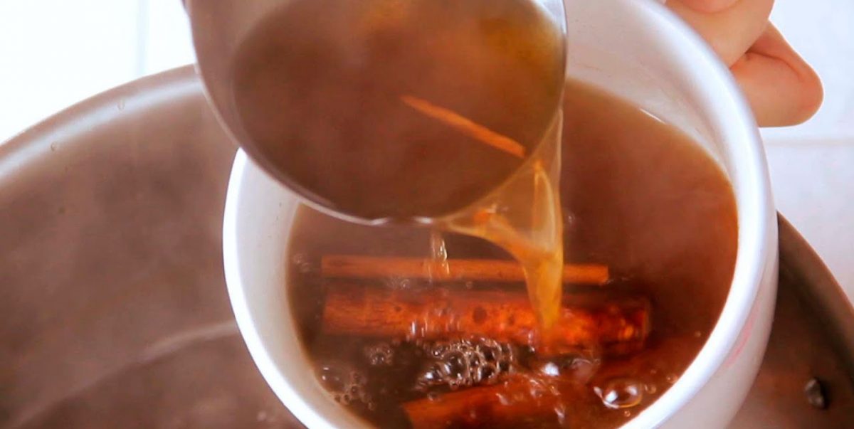 How To Make The Most Satisfying Spiked Apple Cider You’ll Ever Drink